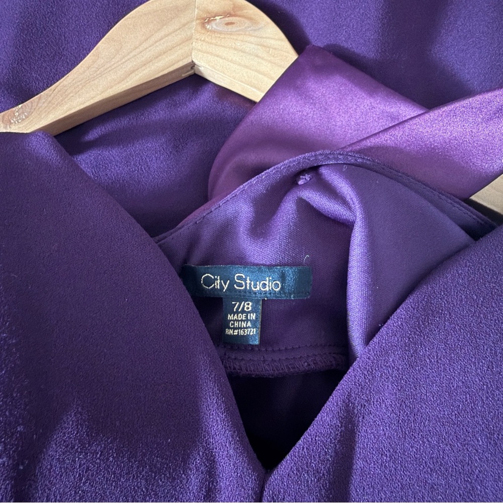 NWT City Studio Bow Accent Low Back Dress in Deep Purple - Picture 7 of 8